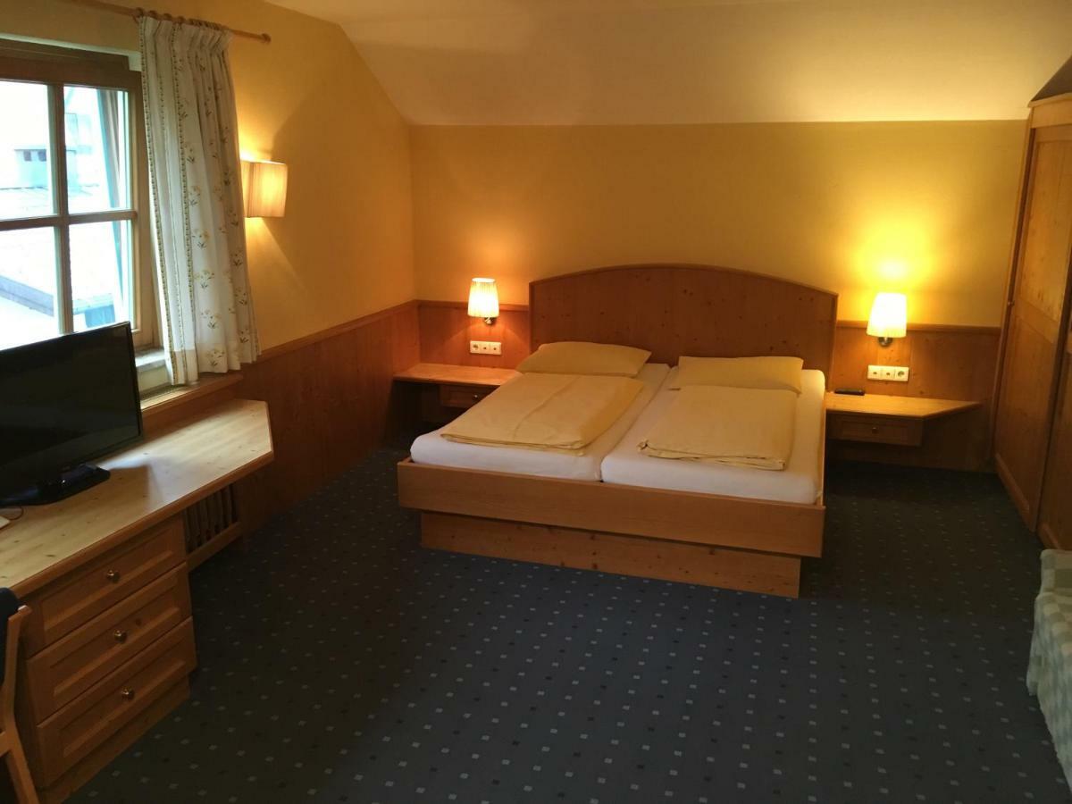Hotel Brueckenwirt Hallein Exteriér fotografie